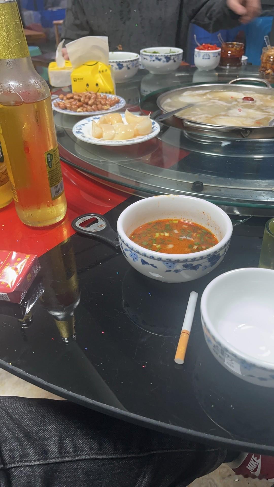 这个世界上每个女人都是独一无二的，每个人都是特别的风景，每个女人也需要自己独立！