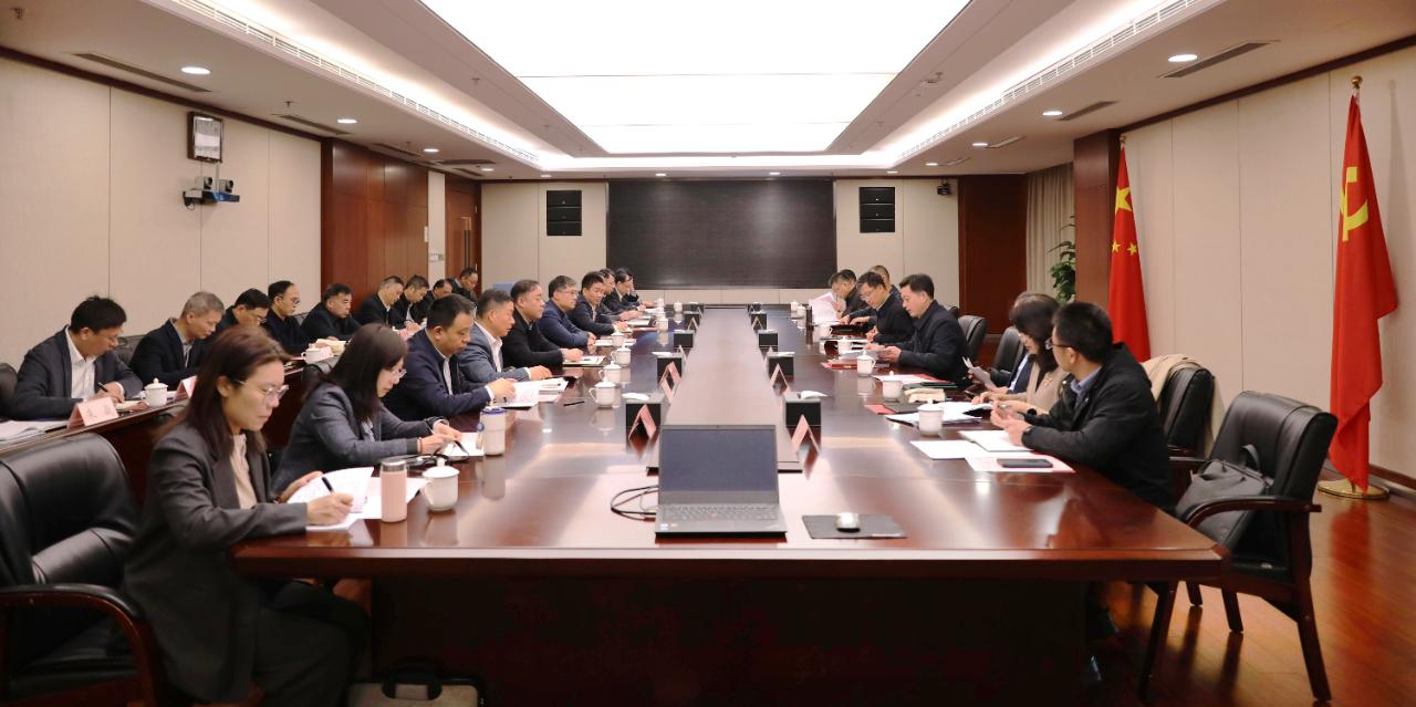 3月25日，国家矿山安全监察局江苏局党组成员、副局长王晓峰带队到徐矿集团开展20