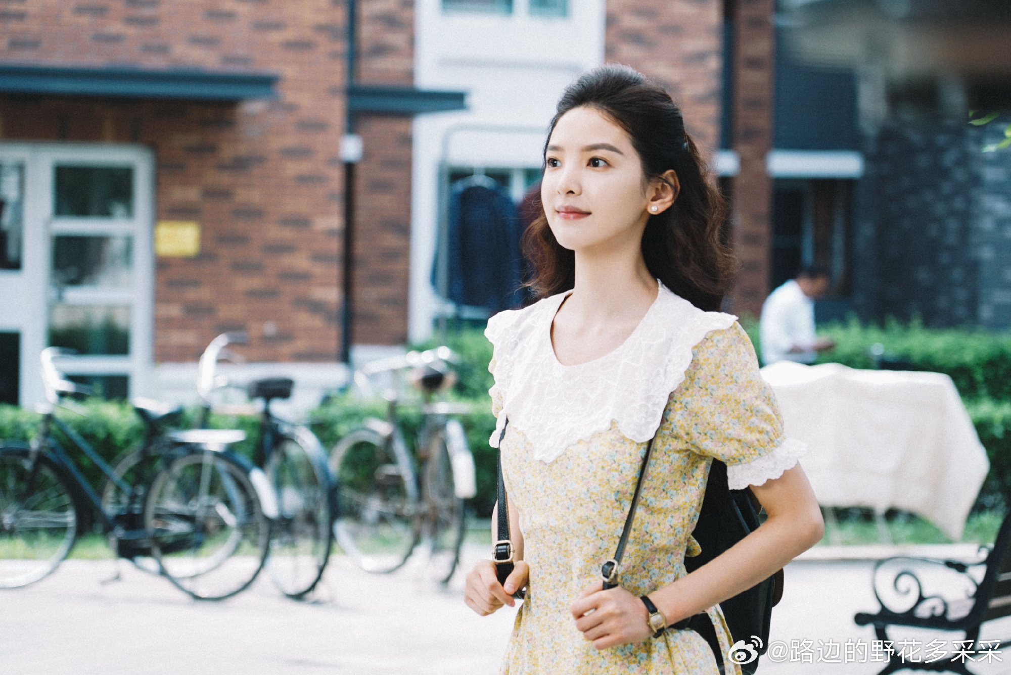 章若楠这次我跟定你了章若楠天生吃演员饭的这张脸以后章若楠的剧我必定一键跟随，《冬