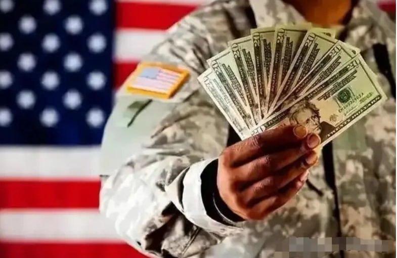 最近在海上玩起了“大冒险”，短短11天，就拦截了从委内瑞拉驶出的两艘油轮，还在追