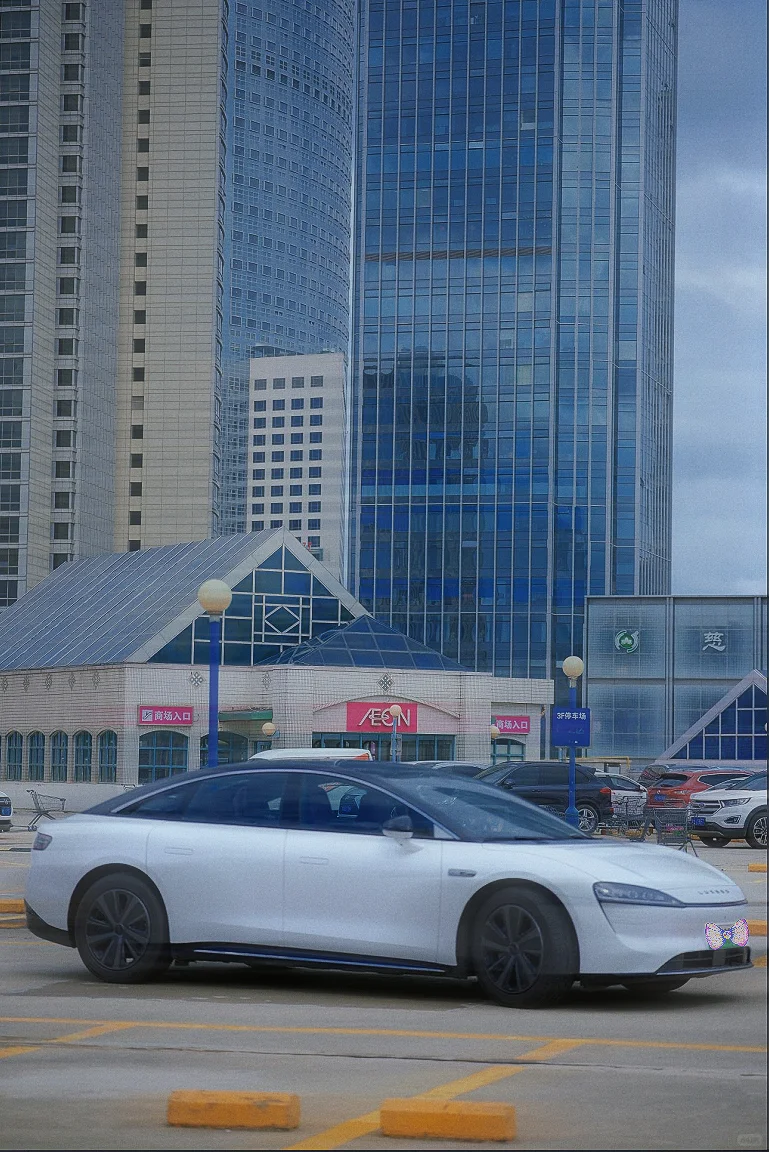 当智界S7Pro遇到雨后蓝调城市.....