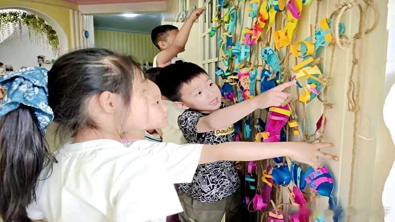 房县校园 房县幼儿园：古风童韵 艺启童心校园房县十堰爆料 房县新闻网讯 通讯员 