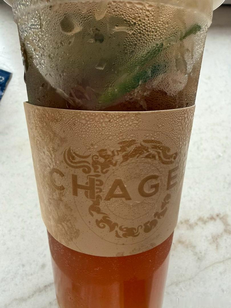 不长记性，昨天喝了两杯，一宿没睡，好困啊 
