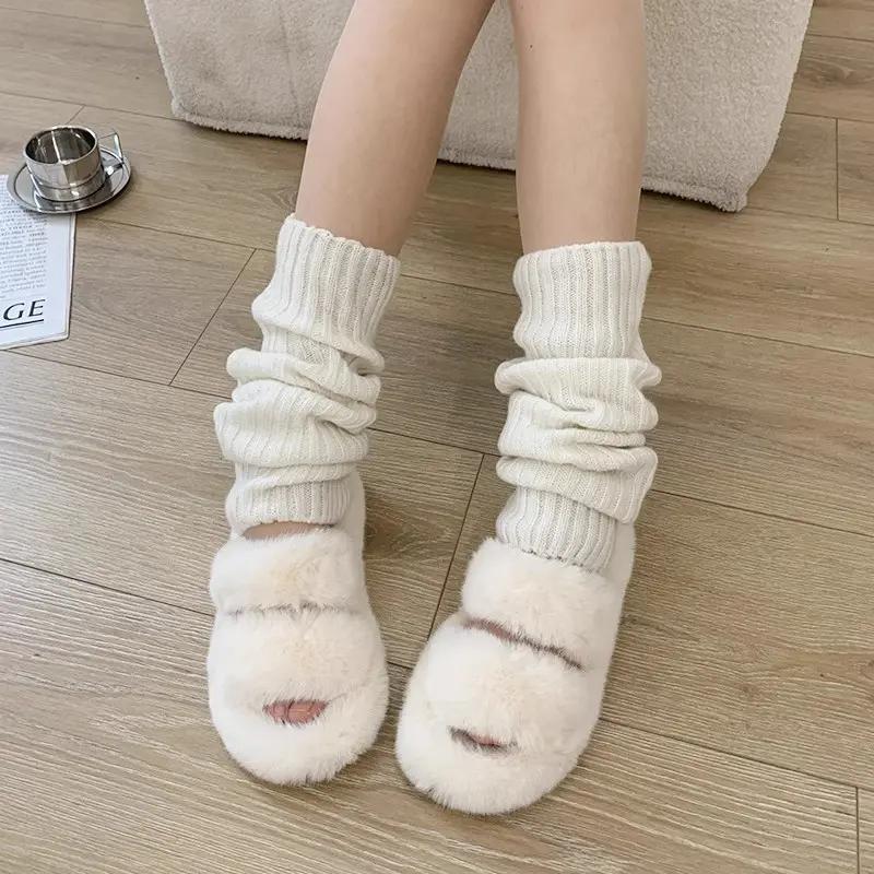 女生选针织袜套，这几点重点关注 这款针织袜套适合18 - 40岁女性，四季通用。
