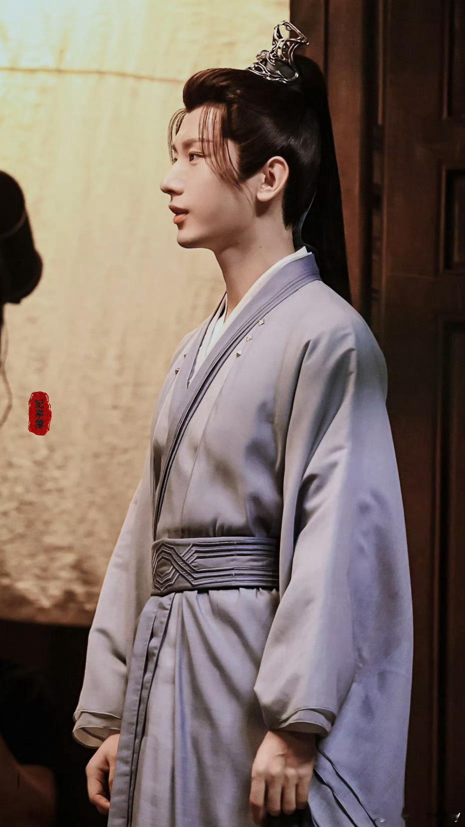 成毅两京十五日cy成毅朱瞻基在那短短的一瞬间，我的脑海中闪过了许许多多的脸孔，有