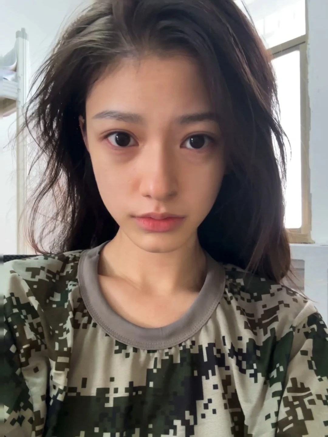 军爷驾到