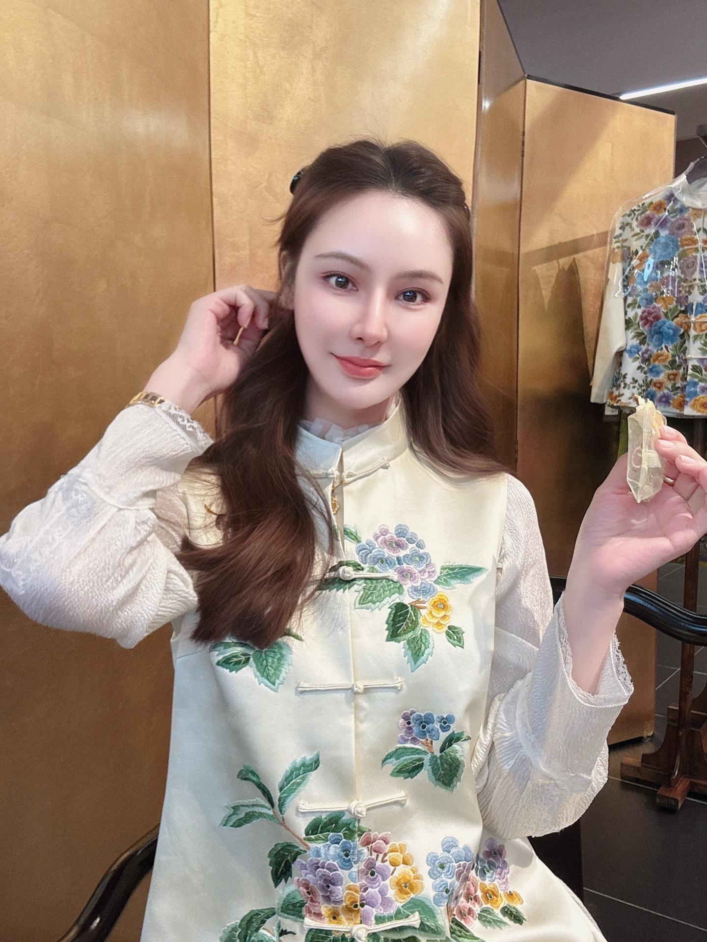 生活本没有温度，只有你用爱去温暖它，它才会暖如朝阳，总有热乎乎的日子和...