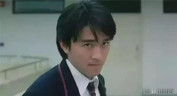 周星驰与付航之间的传承，清晰可见。周星驰，这位喜剧界的巨匠，其作品深入人心，他那