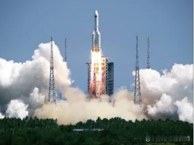 【我国首个科学实验舱，问天四载】2022年7月24日，问天实验舱在海南文昌航天发
