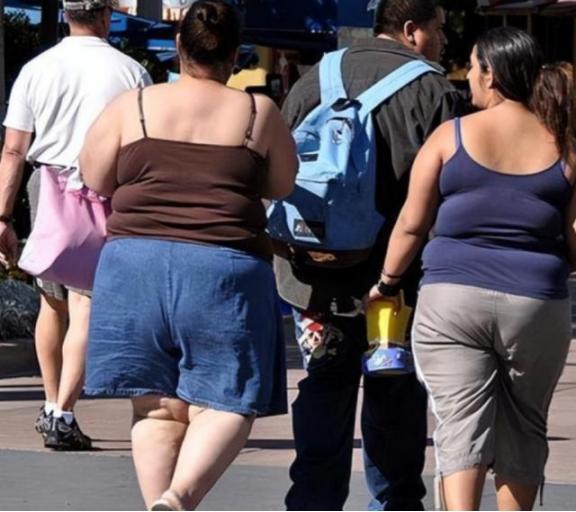 美国人口不过3亿，消费能力却把我们14亿人的中国远远甩在后面，原因其实不难懂。美