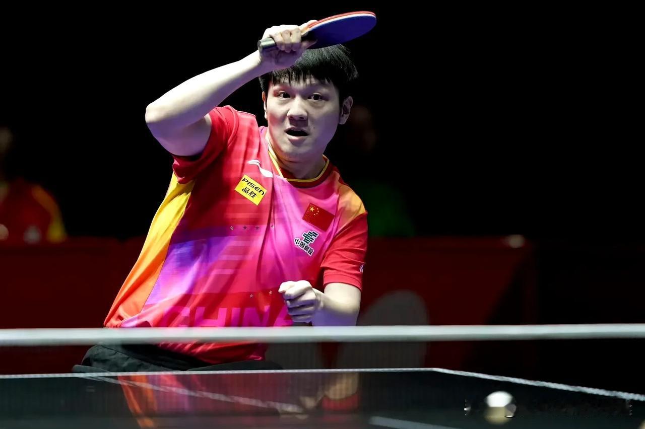樊振东逆转获胜，国乒1-0领先
世乒赛男团1/4决赛：国乒🇨🇳VS日本
第一