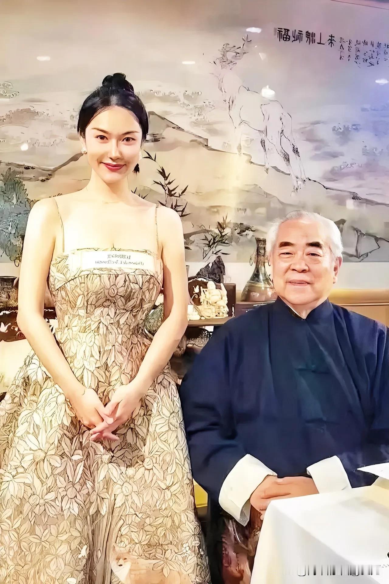 人活成这样得多悲催！画家范增和第四任37岁娇妻徐萌喜得贵子后，为了确保小儿子可继