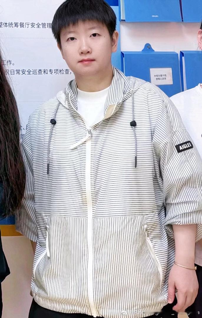 又圆润了一些，你这属于漏电了孙颖莎