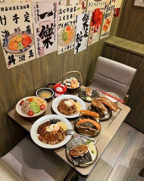 万菱汇私藏！二人食氛围感日漫小食堂💘 
📍广州 一乐の食堂(万菱汇店)
谁懂
