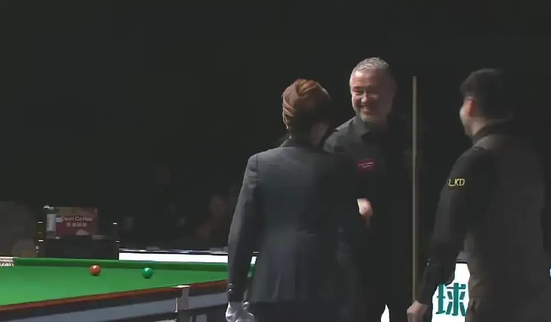 3.2亿播放背后，00后把斯诺克玩成手游
 
苏州公开赛刚结束，抖音数据炸锅：1