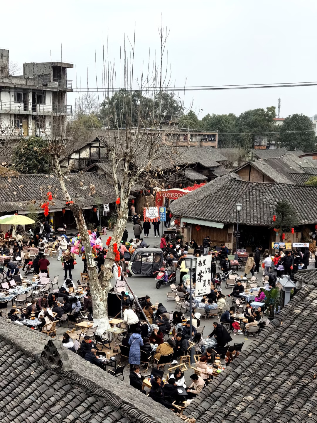 地铁可达百年小镇！终于找到成都烟火气！