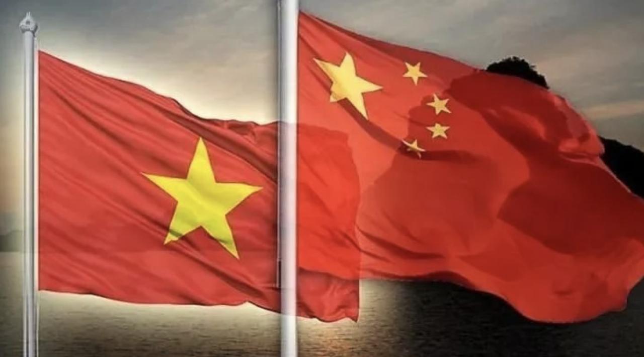 血仇能忘，恩情难还？越南用最冷酷的现实，给中国上了一堂国际关系课。
 
你说怪不