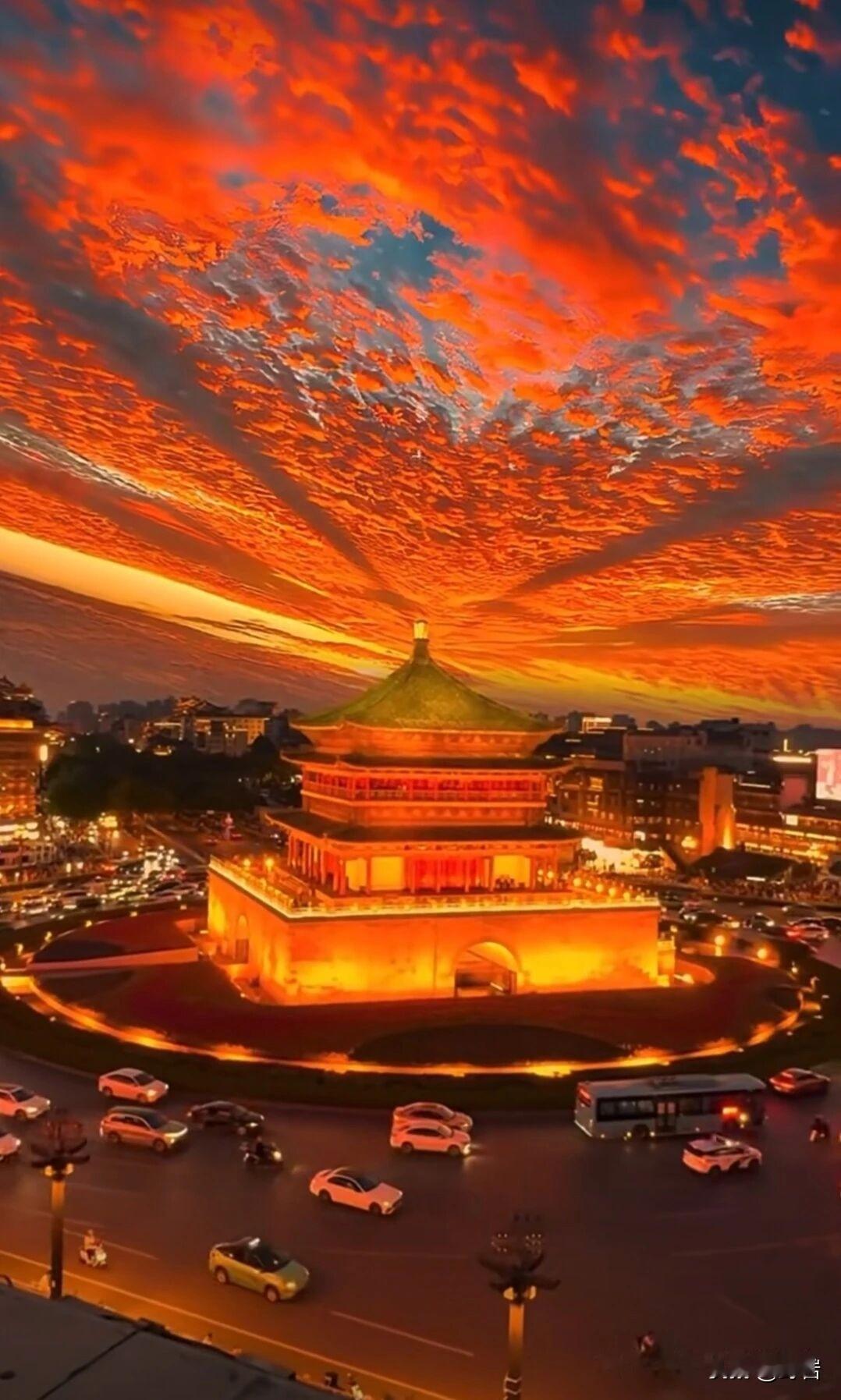 职场生存10条铁律，守住边界，远离是非少踩坑
 
1、异性同事保持适度社交距离
