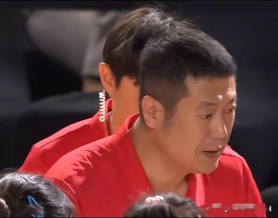 女排 2 场打完，赵勇对 8 名主力“摸底如下”

李盈莹：还未完全康复，状态可