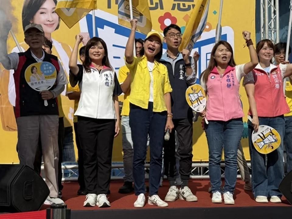 邱毅近日接受专访时表示，民进党高雄市长参选人赖瑞隆，是民进党历来高雄市长候选人中