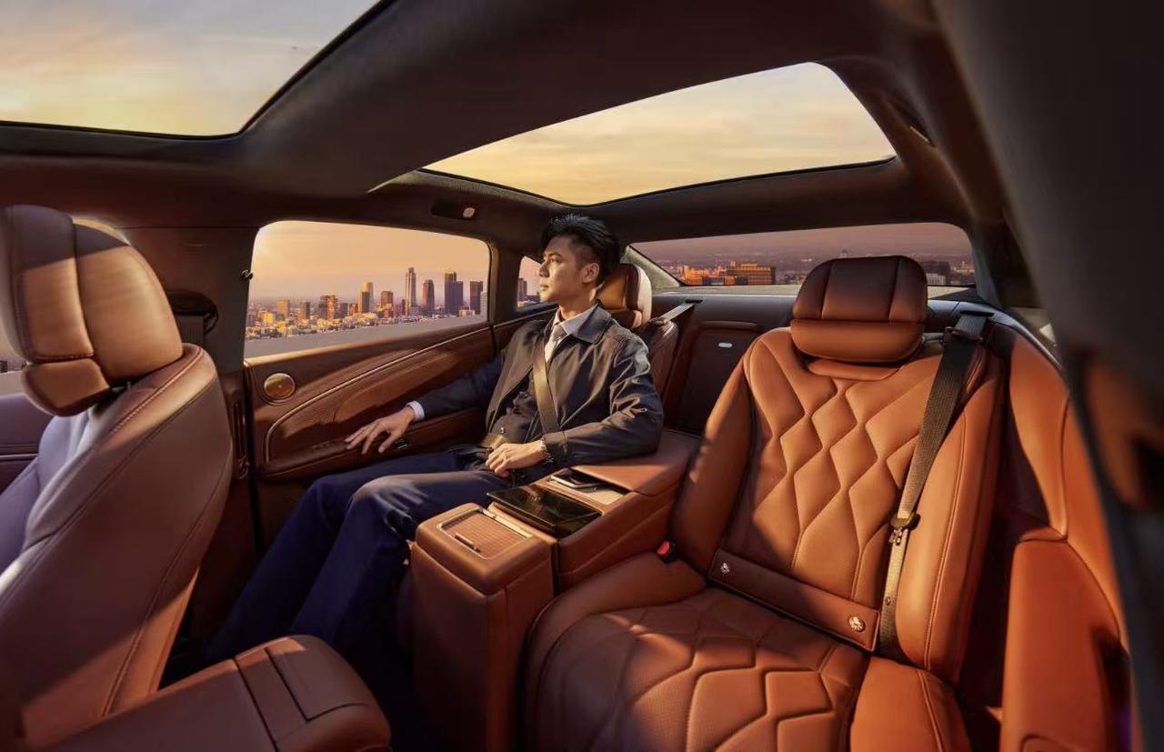 3月4日，昊铂品牌惊蛰之夜暨A800上市发布会在广汽集团番禺总部举行，超700位