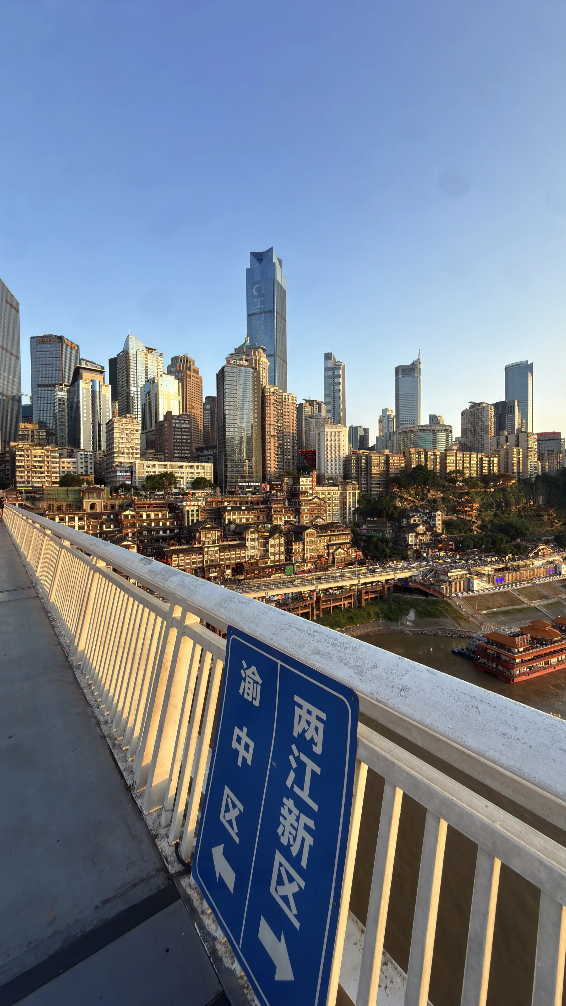 这么小的城市 却唯独遇不见你