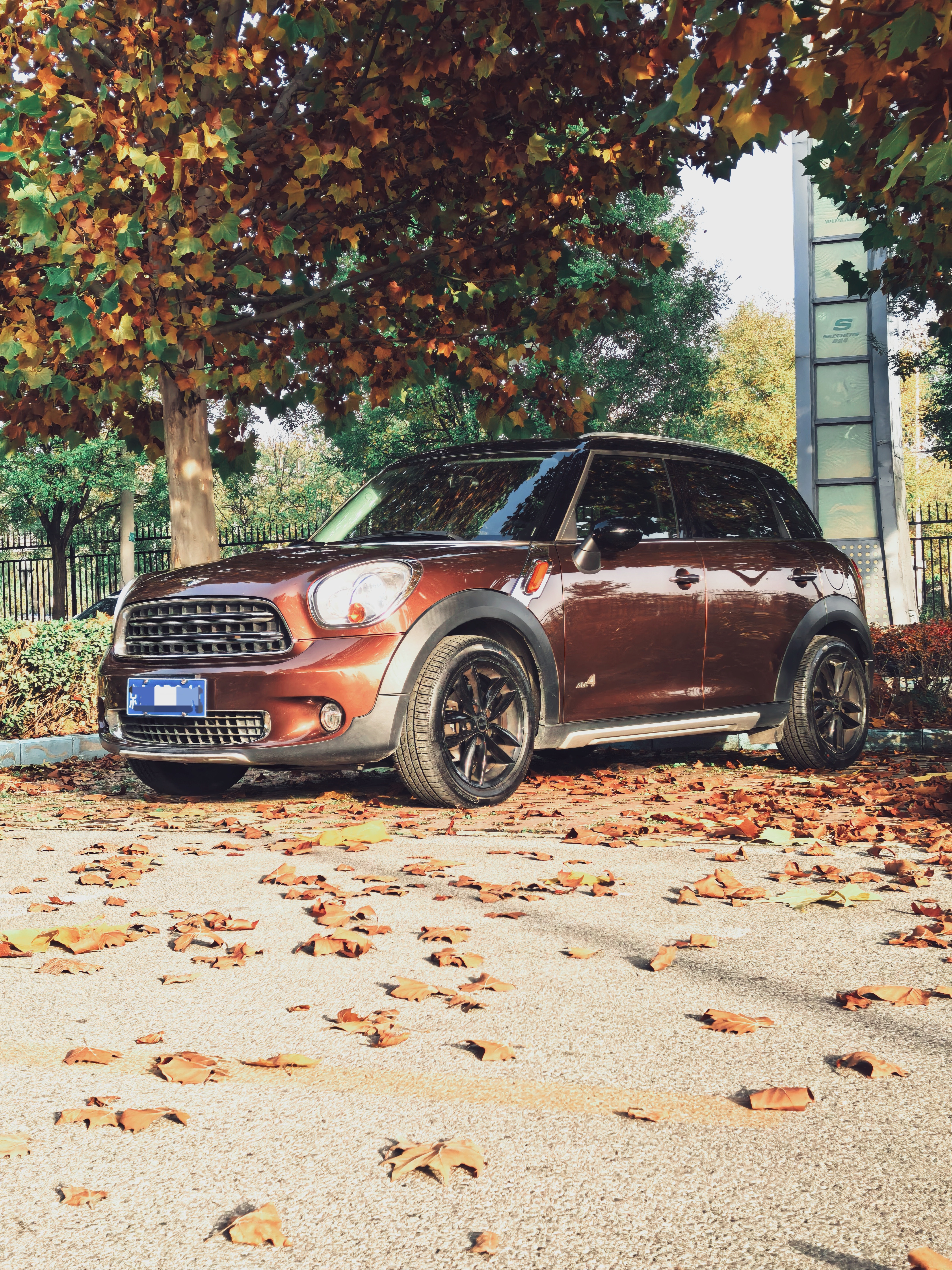 这段时间我都来家里这台R60，确实是一台好车，关于它的改装用车心得这段时间会持续