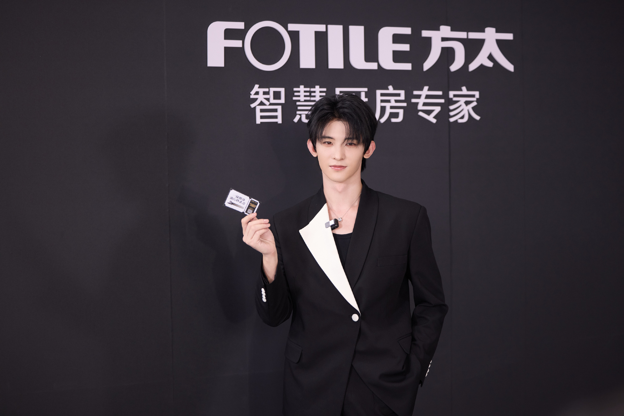 常华森美人余 chs常华森焦旭“初逢槐花落，一点相思长” 𝓌𝒽ℯ𝓃 𝓉?