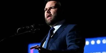 美国彻底对中国摊牌了！美国副总统万斯坦言，苏联解体后，美国误认为“霸权地位”板上