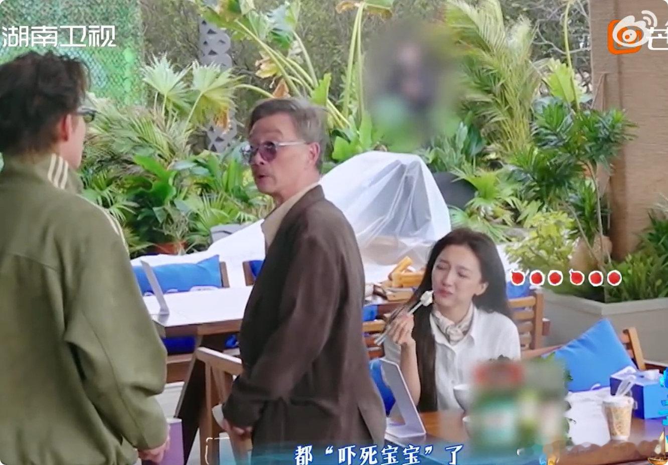 孙悟空配音演员把王鹤棣聊懵了亲爱的客栈李世宏老师也太可爱了，一句话把王鹤棣聊害羞