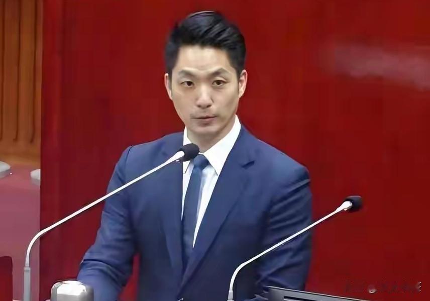 台湾“反毒油”声势刚起，蒋万安抛出倒阁提议，反倒困住蓝白自己！7·25凯道反毒油