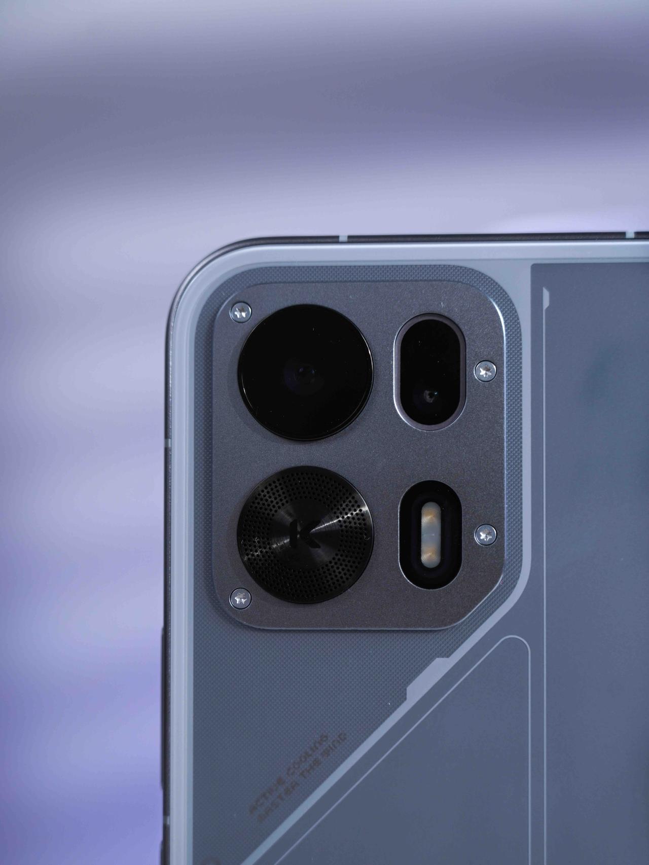 OPPO K15 Pro+在我这根本不当手机用[笑哭]想打游戏的时候它是游戏机！