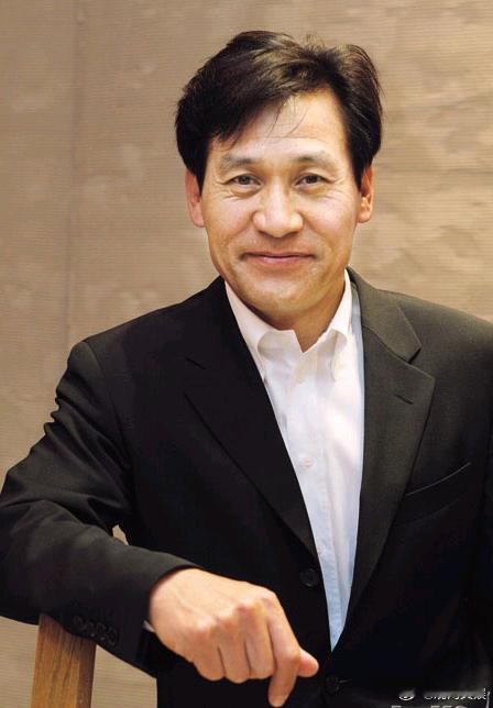 演员安圣基去世安圣基去世 1月5日，所属公司发布讣告，韩国国民演员安圣基因病离世