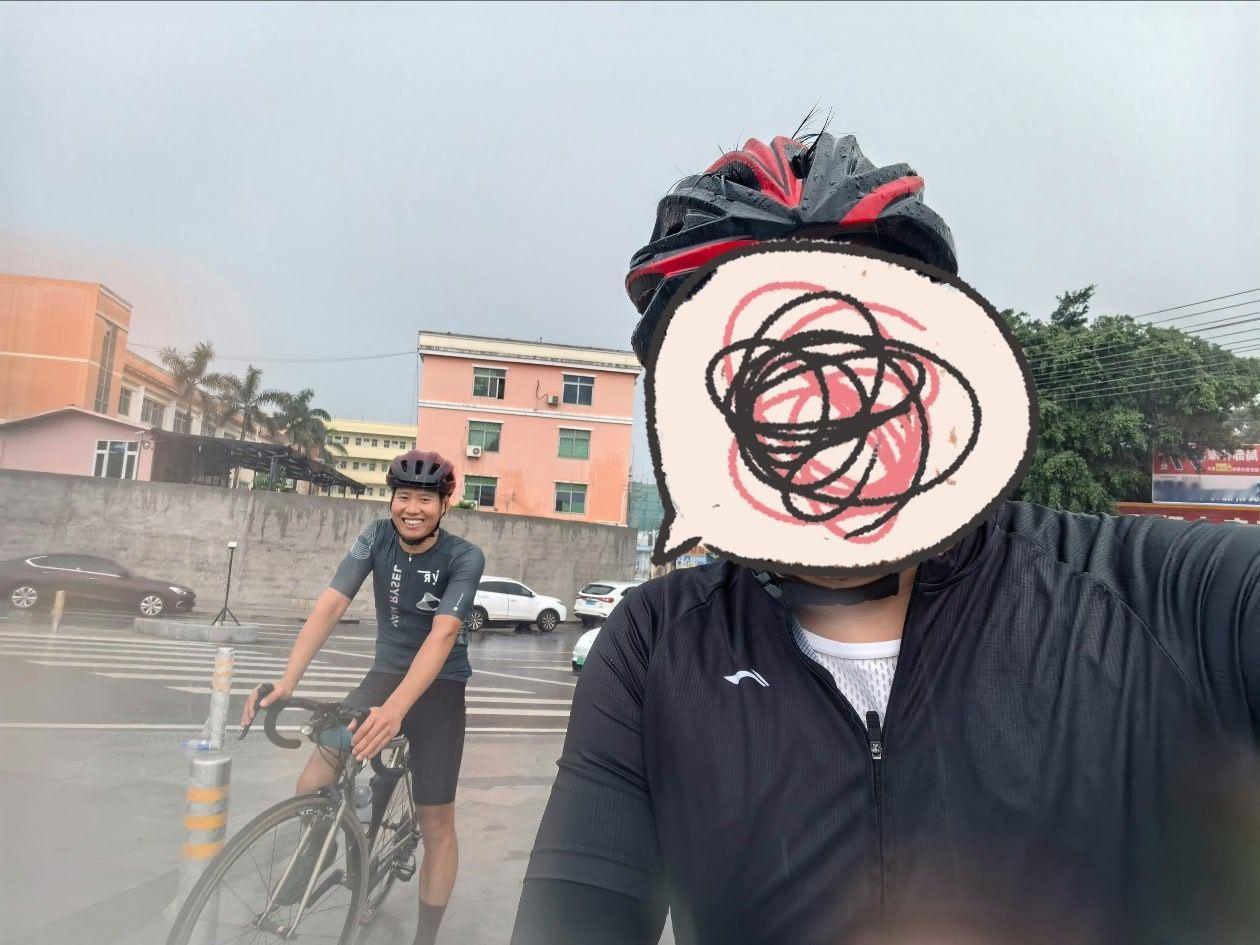 下雨骑车，主打一个狼狈又快乐。 东莞·黄牛埔森林公园