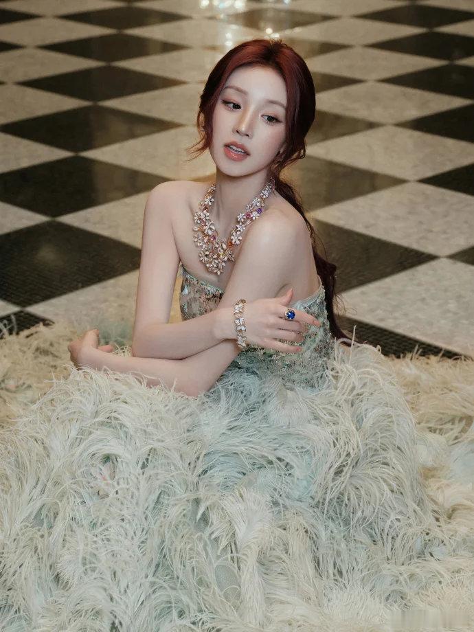 房主任帮女儿追星周深宋雨琦 房主任帮女儿要周深To签 姐姐当家 很难遇见这么开明