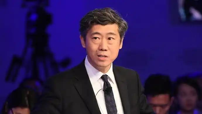 清华大学教授李稻葵一句话戳破了窗户纸：不能因为钱一下子拿不出来，就让提高农民养老