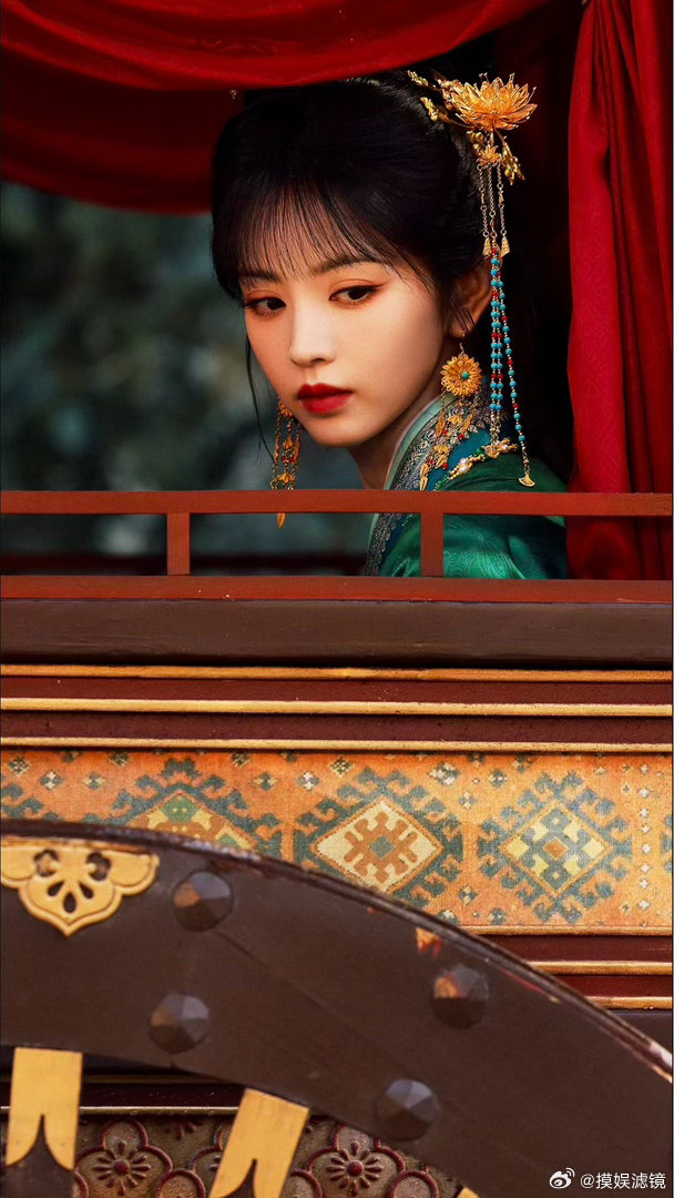 毛林林疯狂向田曦薇道歉周芙魏娆追女火葬场娆儿真的好苦啊，为什么只有外祖母帮她[泪