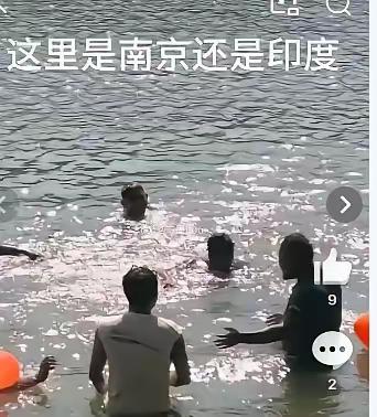 三名印度游客无视警示，在庐山封闭静水池用肥皂洗澡二十分钟，化学物质重创脆弱水体生