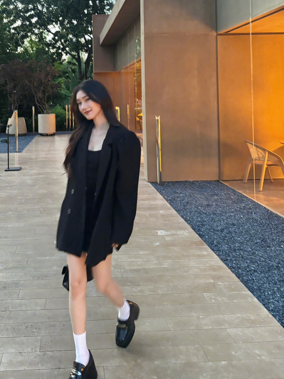 𝐇𝐁𝐃🎂祝小小愿望都实现！#生日快乐##今日穿搭(ootd)# ​​​