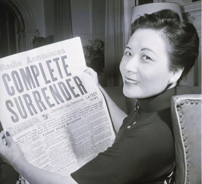 蒋介石一生曾有多个妻子，其中最著名的非宋美龄莫属。

1975年4月5日，台北中