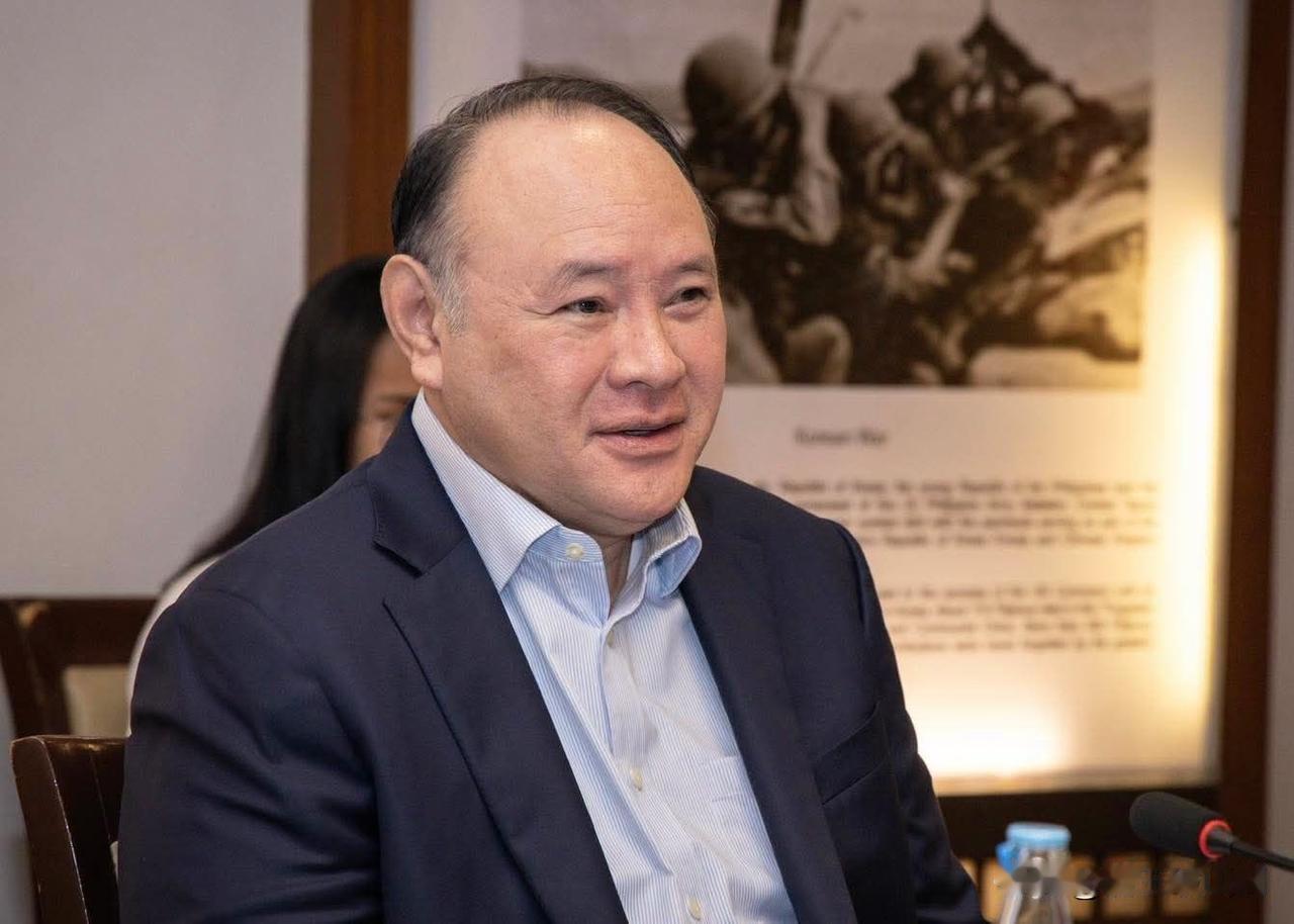 拖走“马德雷山”，意味对菲宣战！菲律宾国防部长在接受记者采访时表示：“马德雷山”