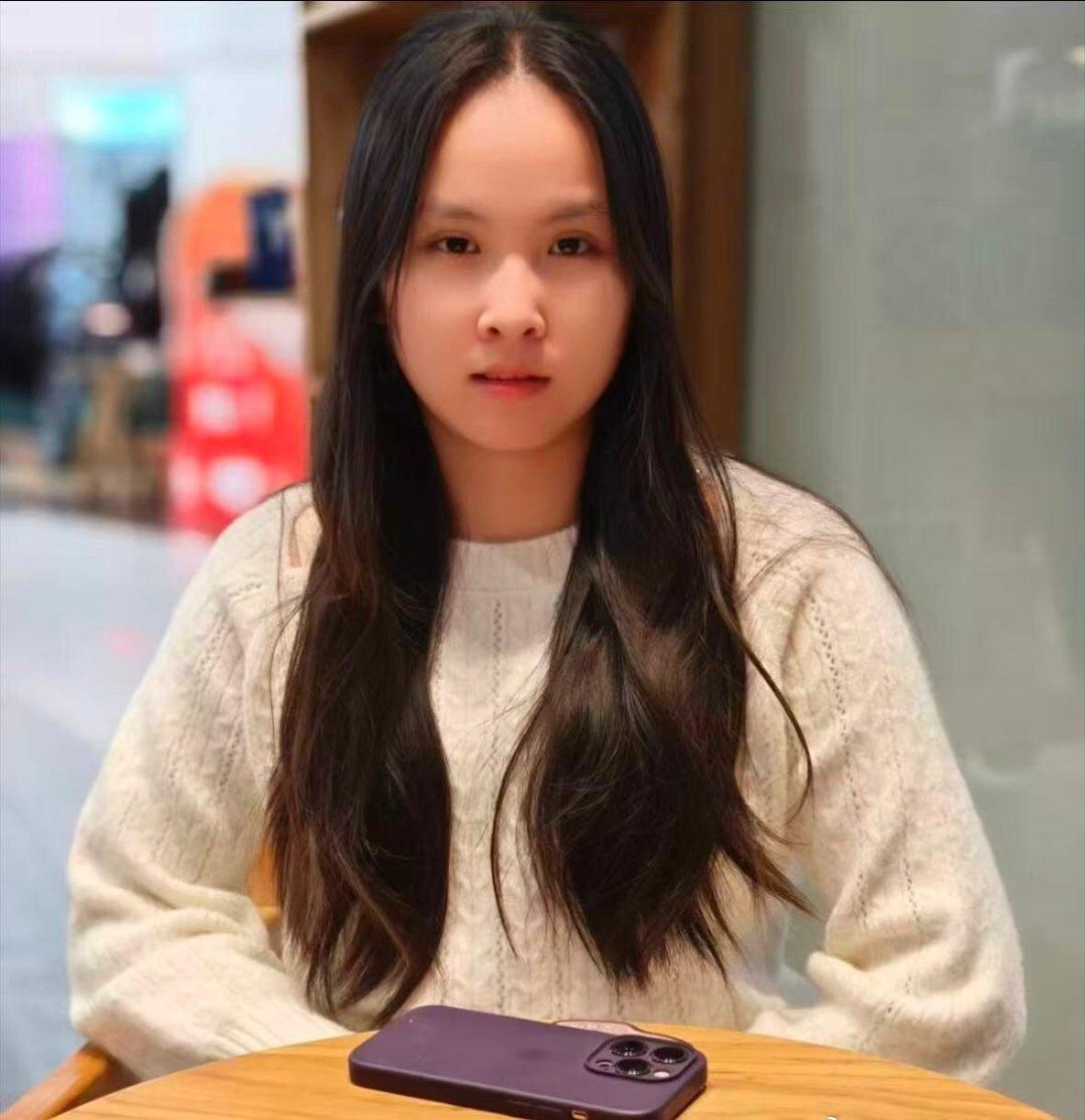 年龄（几几年）：05年的
身高（cm）：160左右
体重：110左右
城市：河南