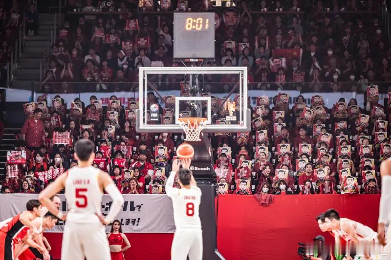 赵睿加油💪做自己！中国男篮8号赵睿赵睿还得看赵睿中国男篮vs日本男篮