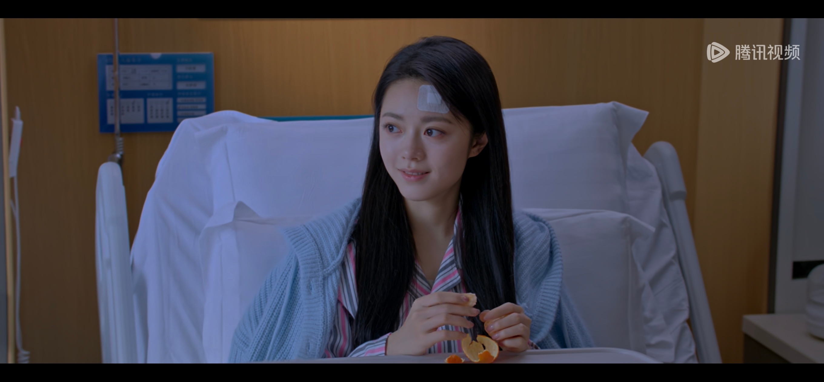 麦麦黑长直病人妆好好看 