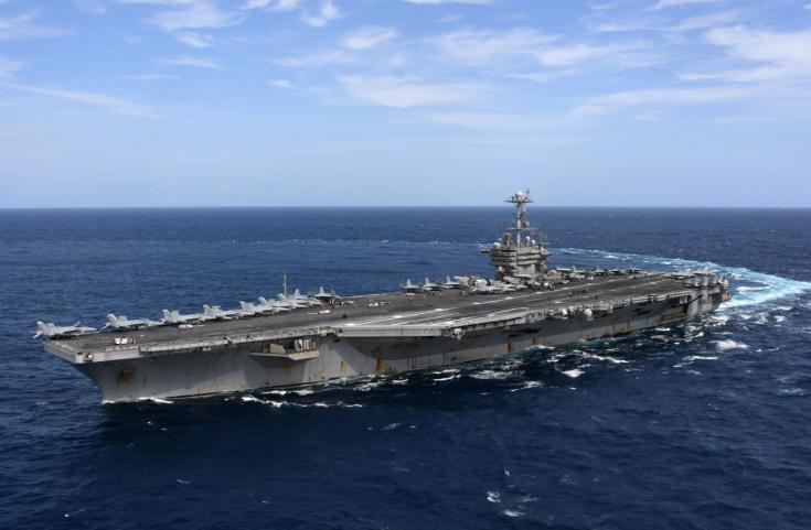 美国南海坠机，至今都弄不明白其中的原因，越是这样，美国的航母就越是不敢来南海了！