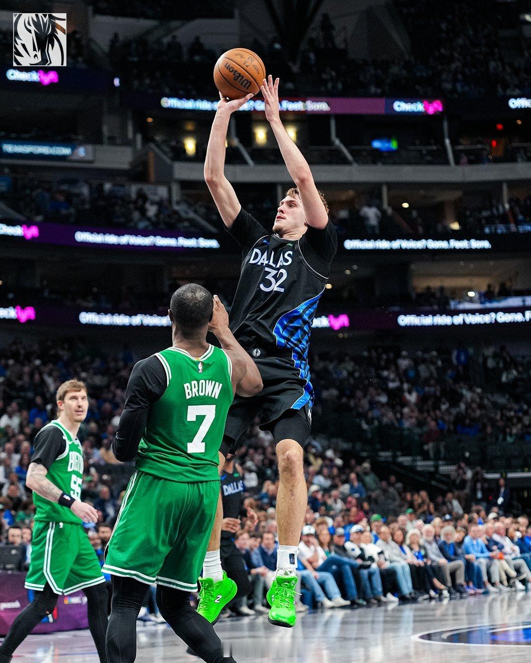 【基德】过去三场比赛，他（弗拉格）场均能得到将近40分，他正处于最佳状态。他得分