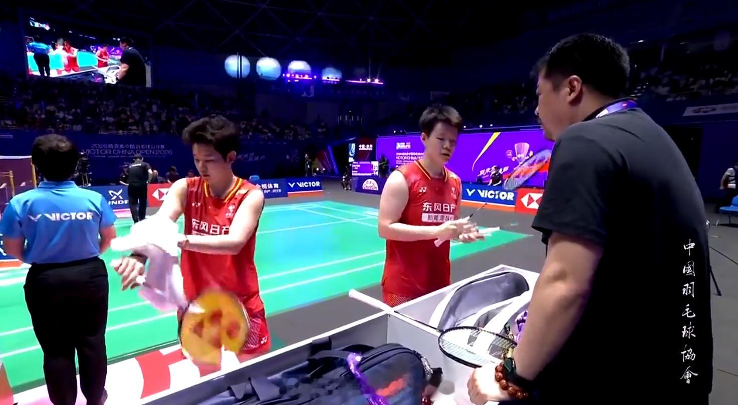 女双 决赛 刘圣书 (1) 谭宁 21-14 福岛由纪 (4) 松本麻佑2026
