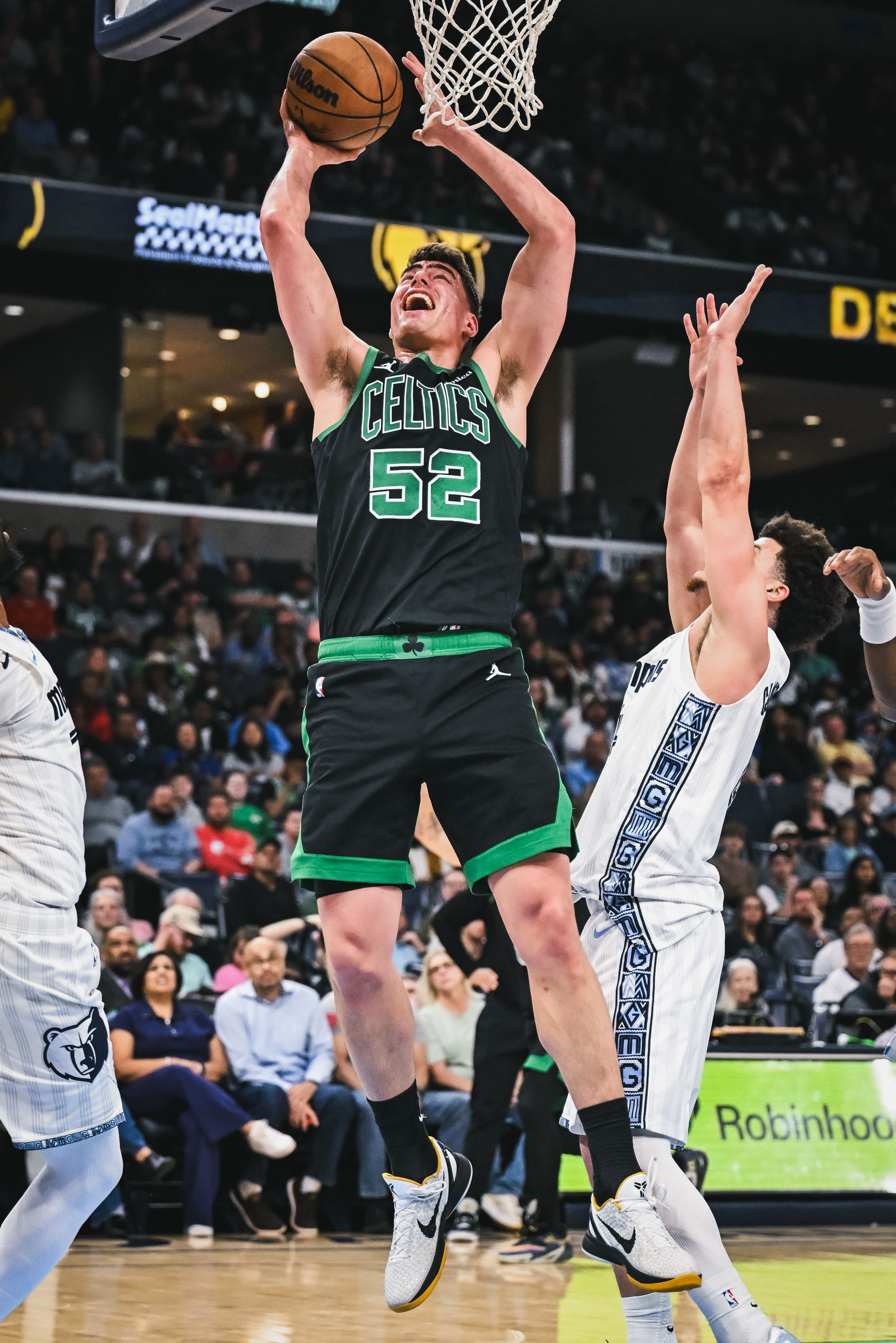 怀特给到顺下的加尔扎强硬打进！100-101波士顿凯尔特人 ｜Different