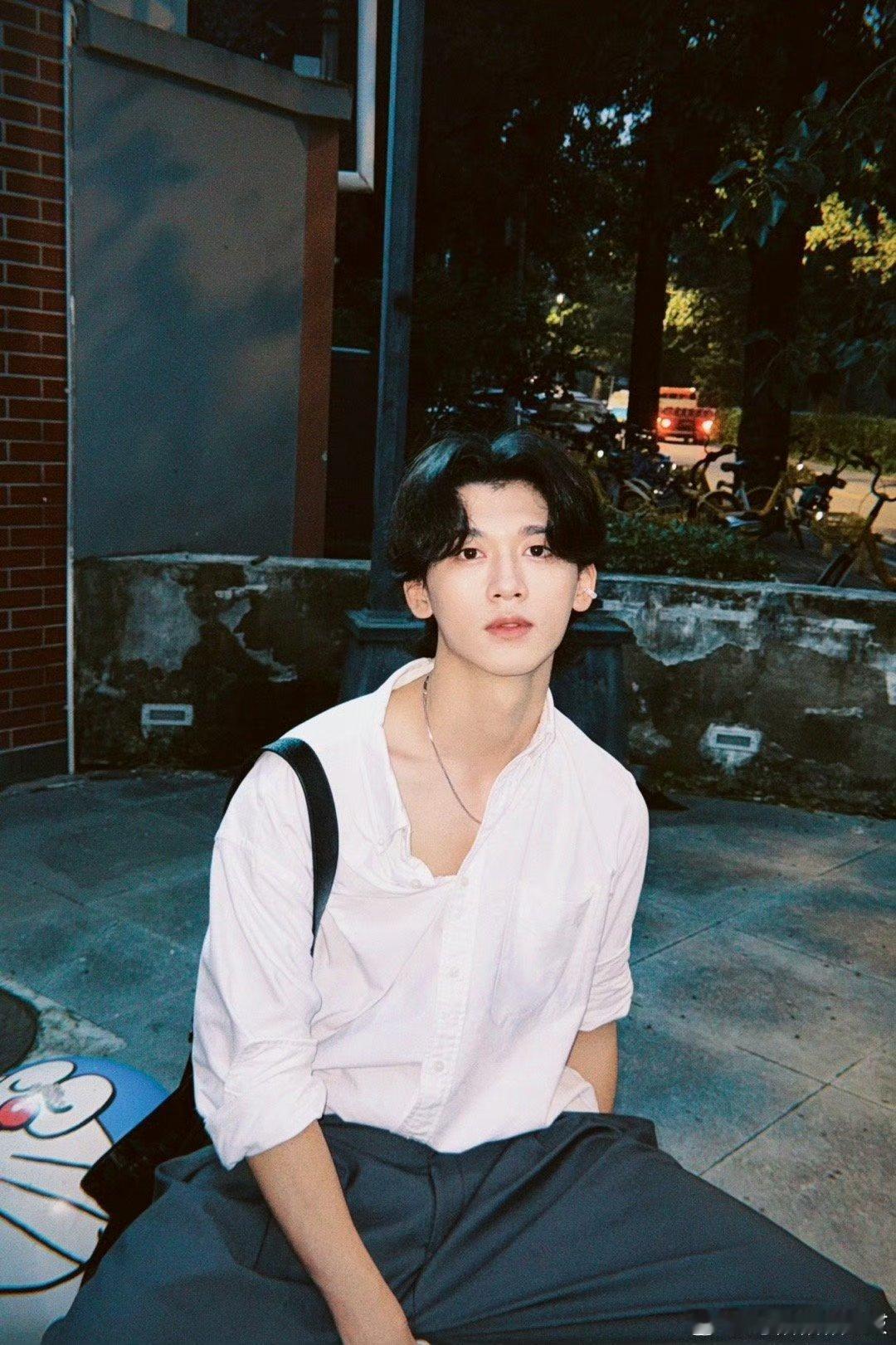 曹屿辰马韬 内娱上新了声鸣远扬 一个拽到犯规，一个甜到融化，他俩的同框就是视觉暴