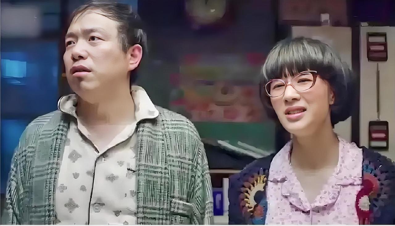 股市笑话：赔光的“光”！
上半年我没站在“光”里，结果就是光站着还吃亏！下半年我
